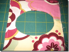Sewplicity: TUTORIAL – Tissue Box Cover